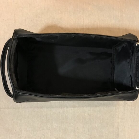 Guess Men's Black Leather Bag – Grooming/Shaving Travel Dopp Kit - Picture 9 of 9